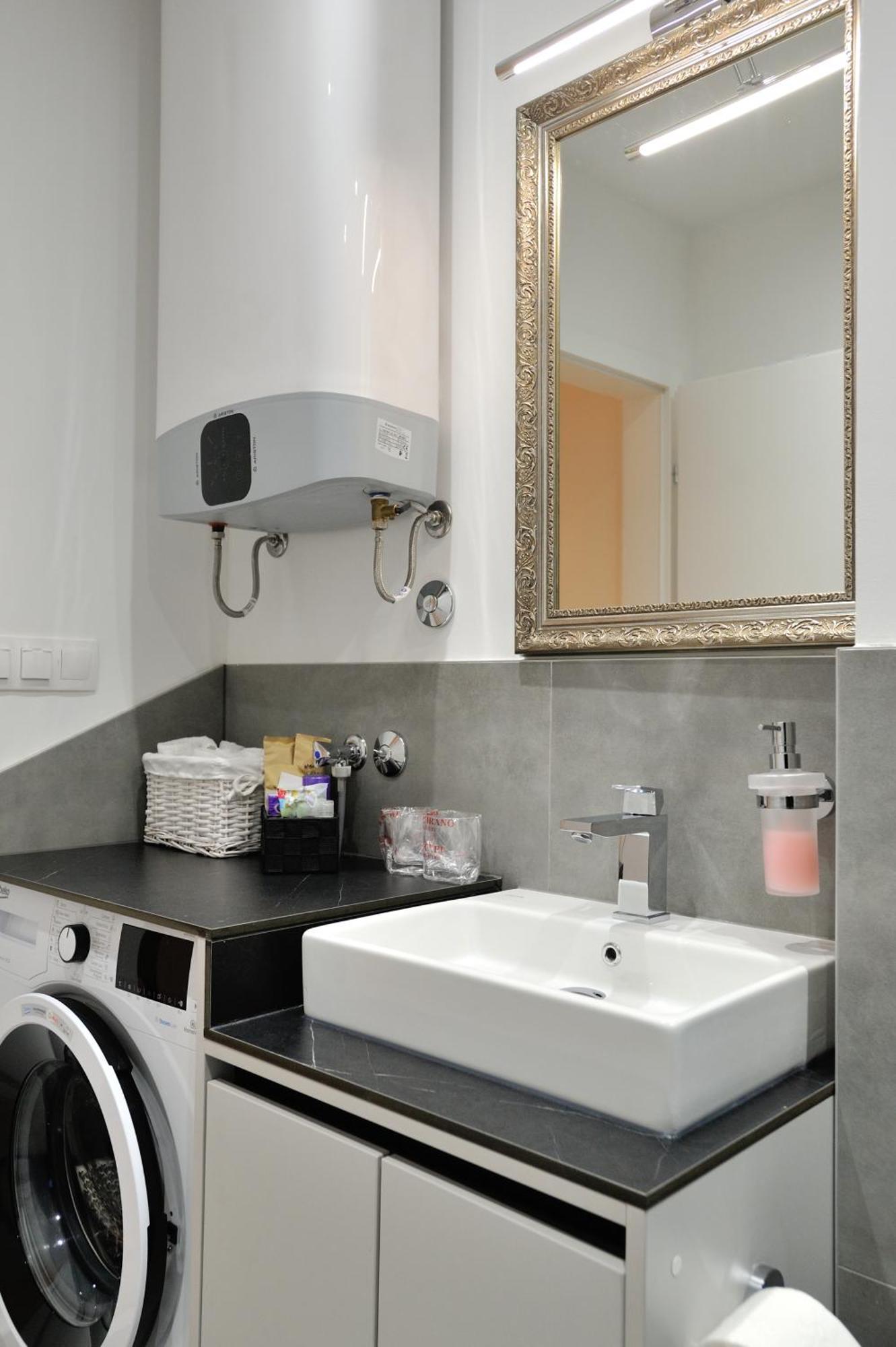 Solaris Apartment โมสตาร์ ภายนอก รูปภาพ